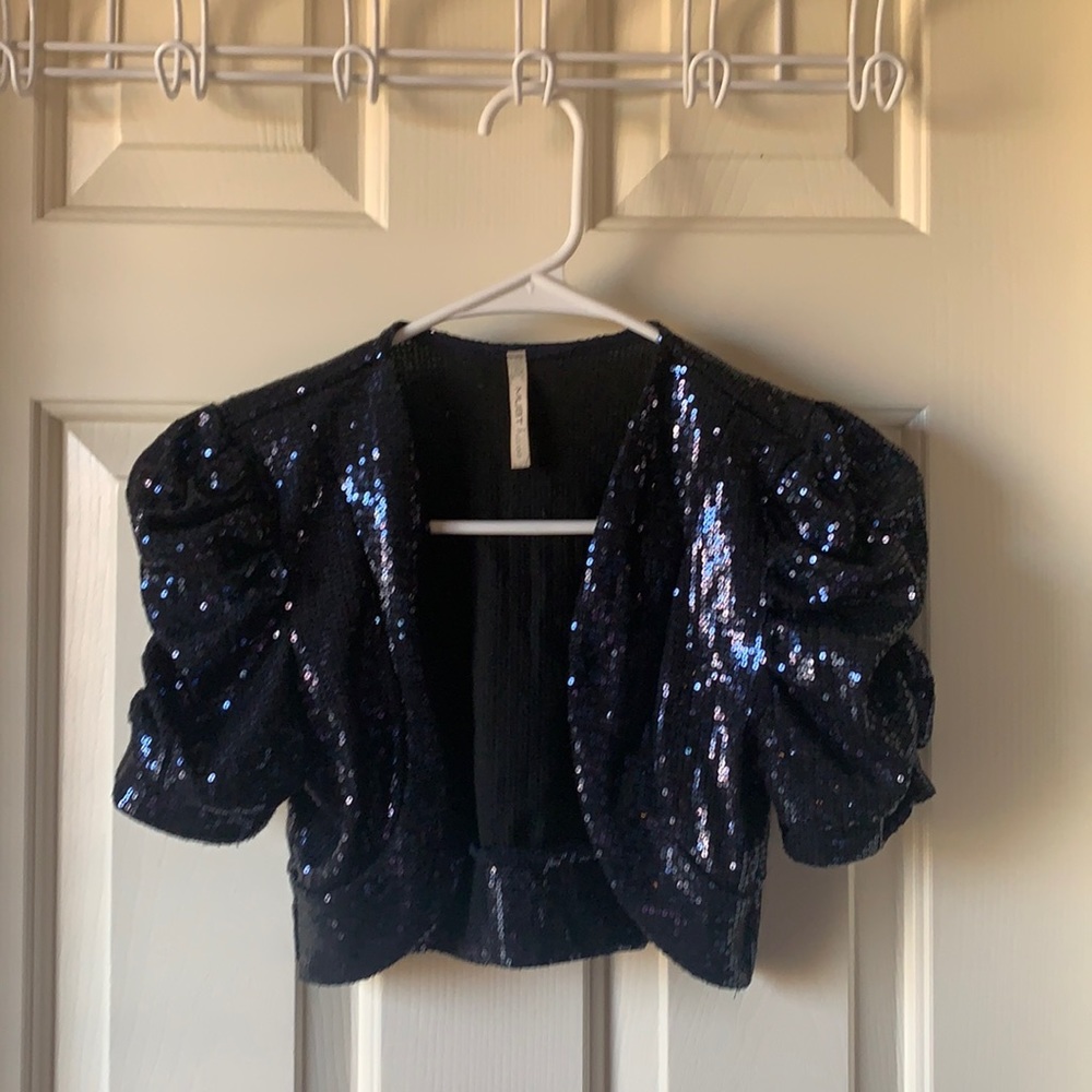 CHICO Navy Blue  Short Sleeve Sequined Opened Top/ Cover. Size Small.